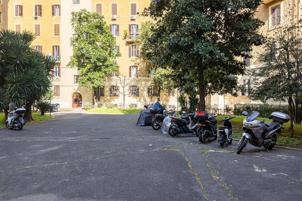 Wmr Apartment Near Vatican ローマ エクステリア 写真